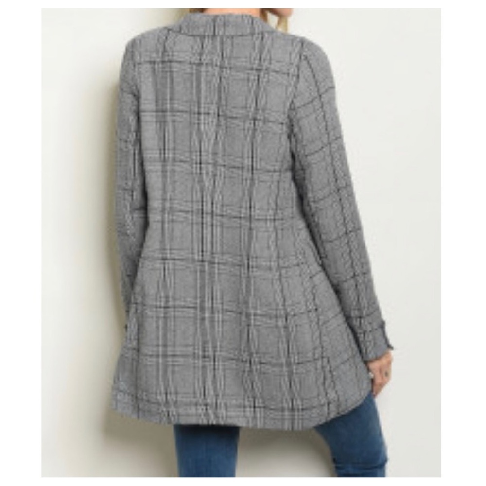 ✨LAST ONES✨Must Have! Plaid Chic blazer - Picture 4 of 8